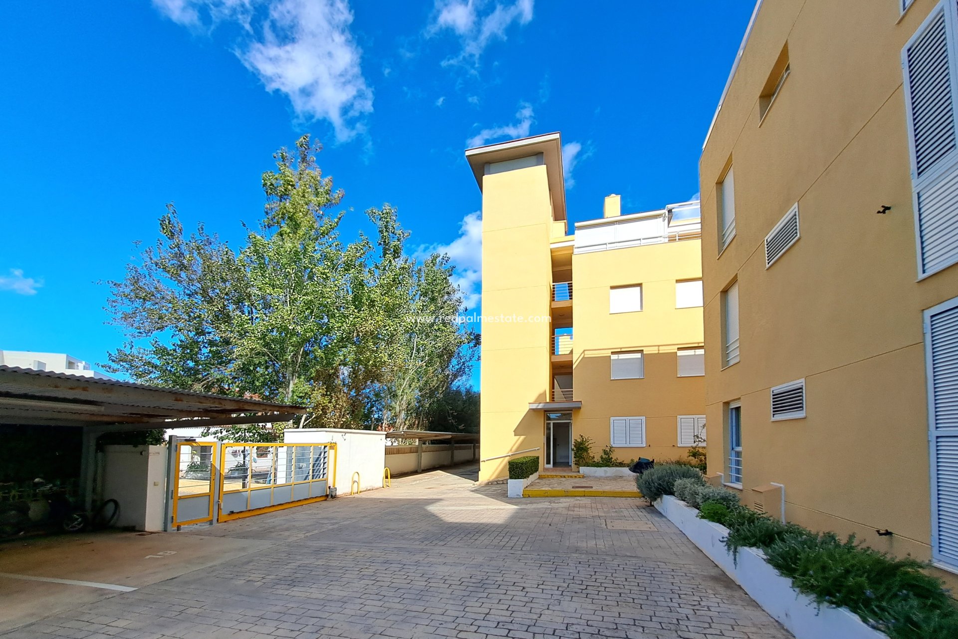 Reventa - Departamento -
Denia - Costa Blanca