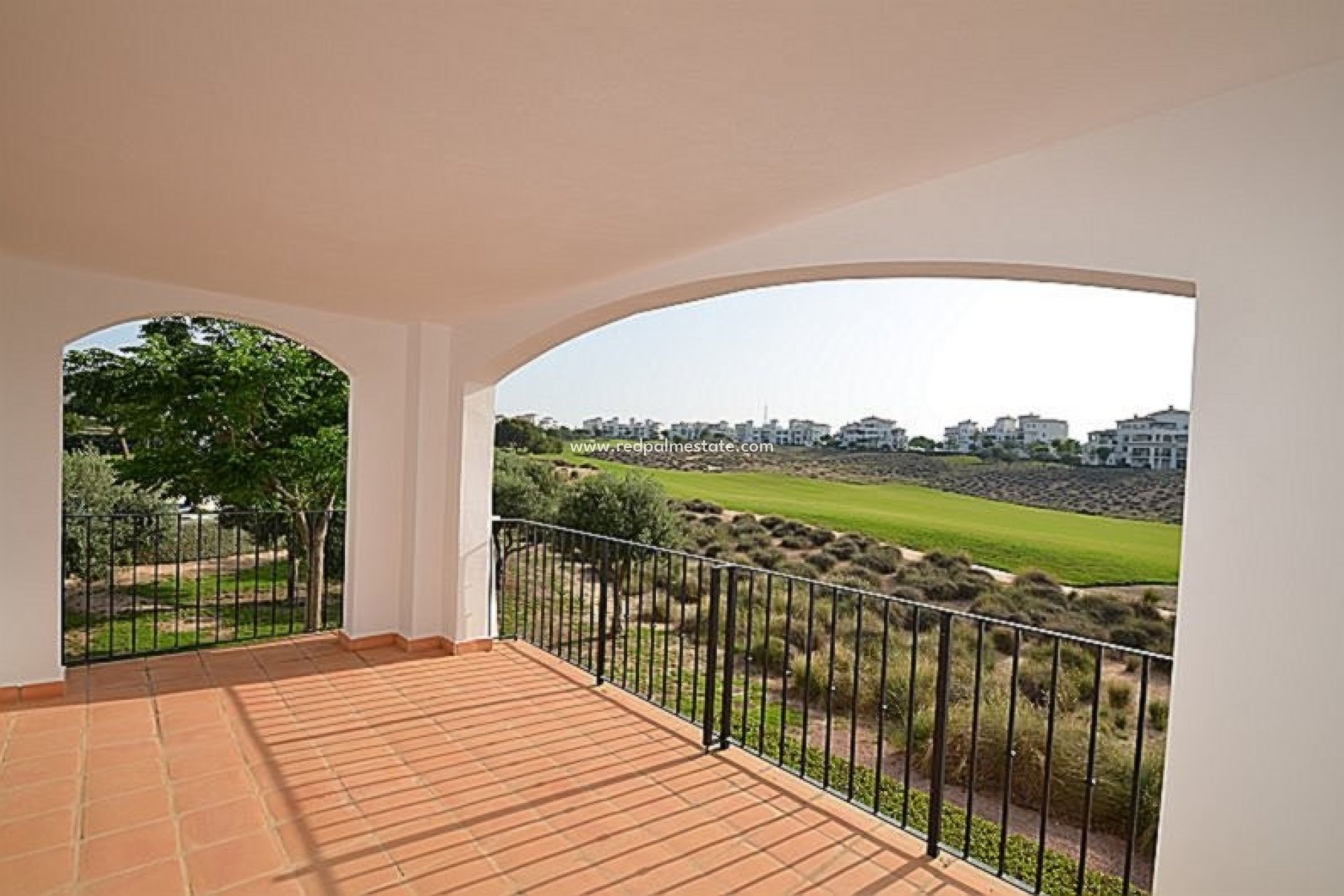 Reventa - Departamento -
Hacienda Riquelme Golf Resort