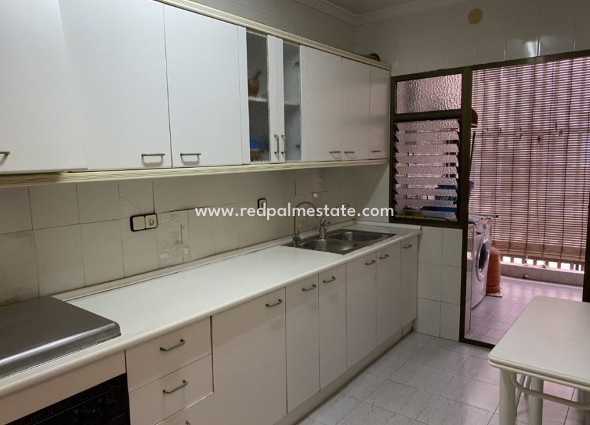 Reventa - Departamento -
Los Alczares - Costa Calida