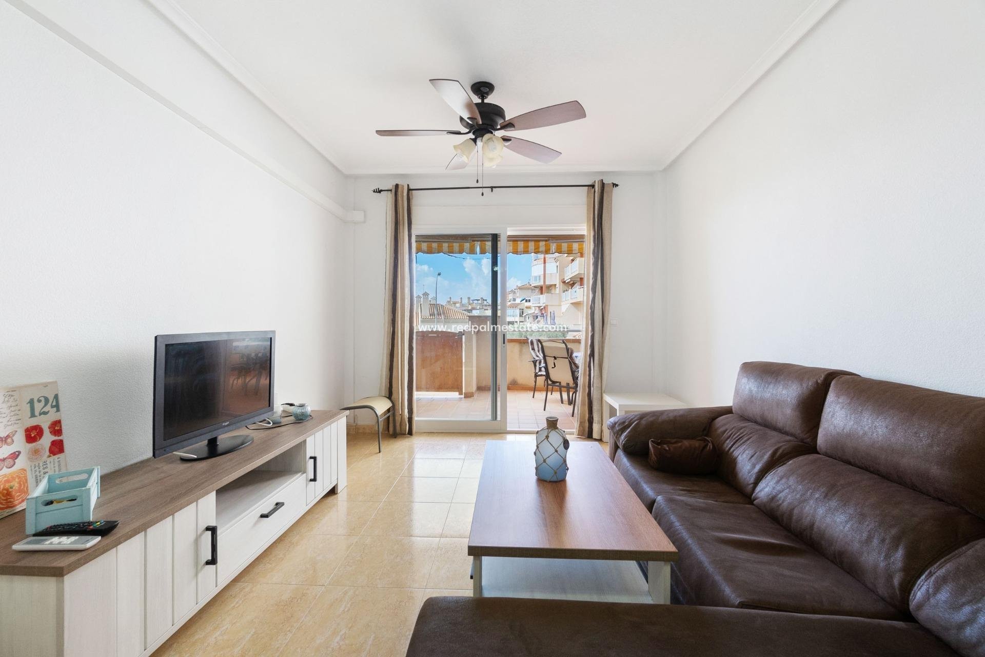 Reventa - Departamento -
Orihuela Costa - Campoamor