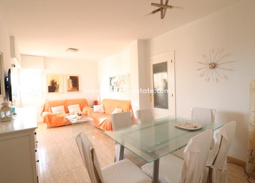 Reventa - Departamento -
Orihuela Costa - Campoamor