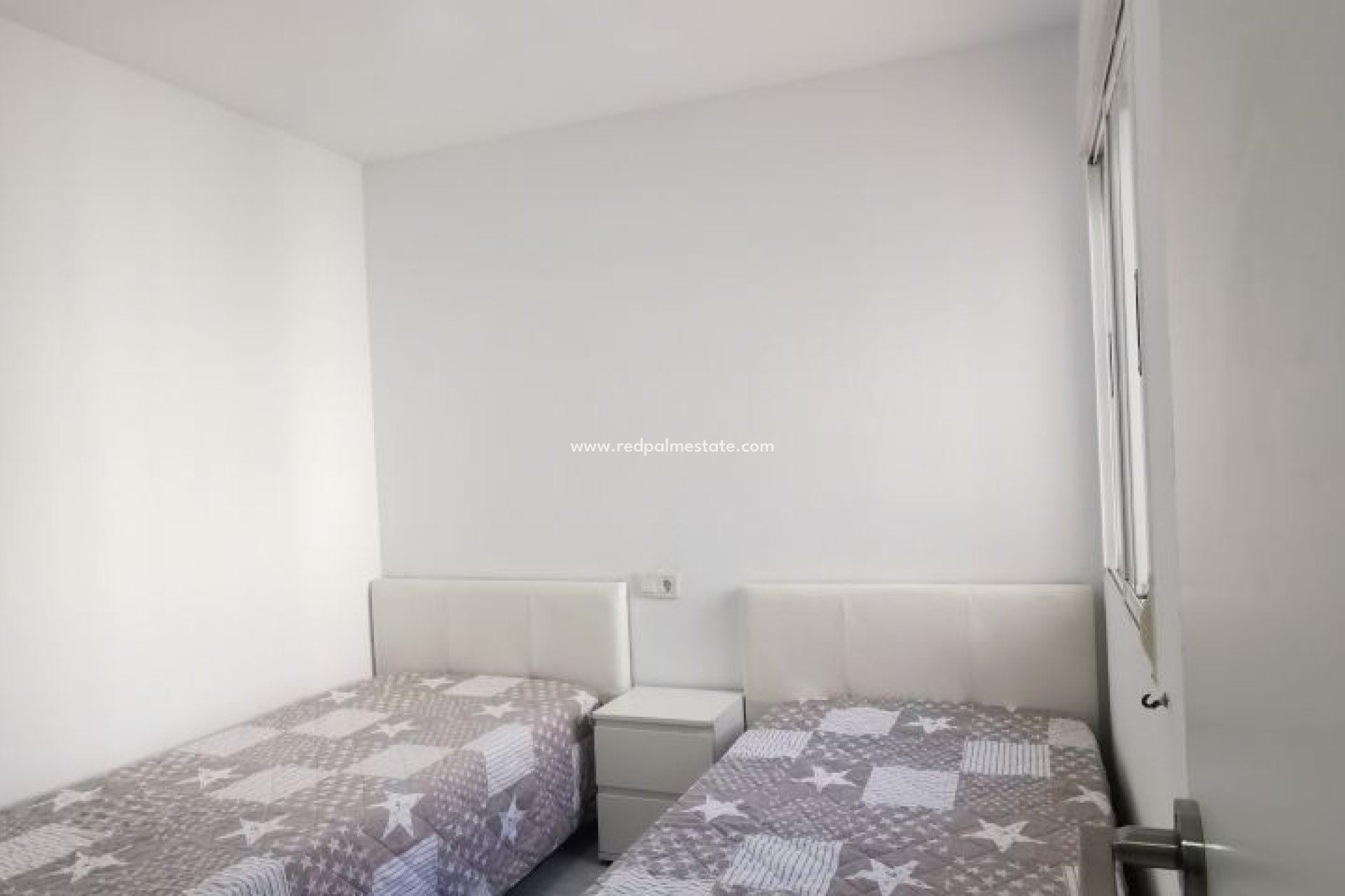 Reventa - Departamento -
Orihuela Costa - Costa Blanca