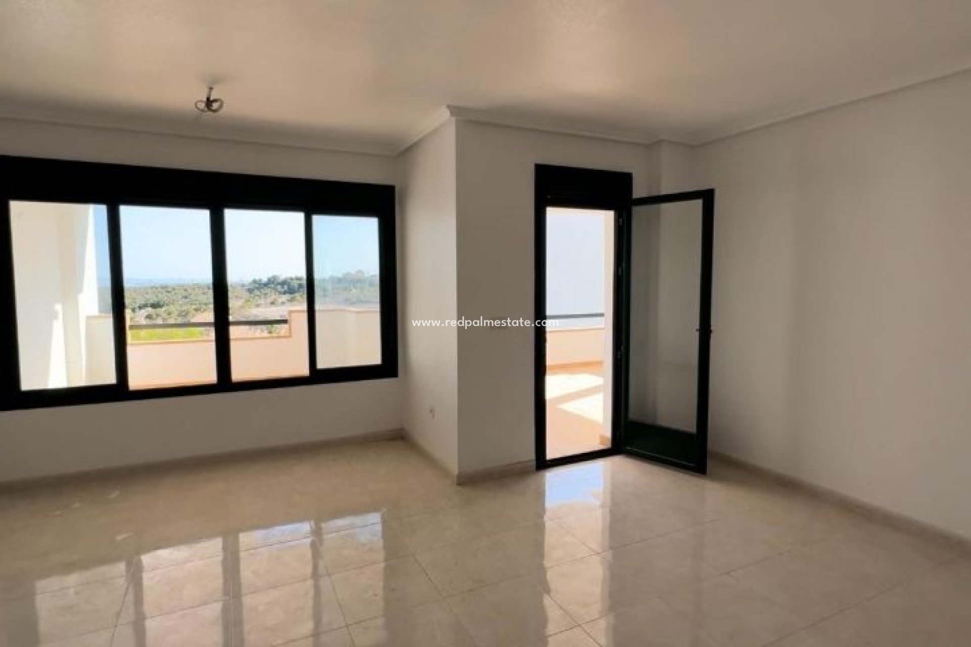 Reventa - Departamento -
Orihuela Costa - Costa Blanca