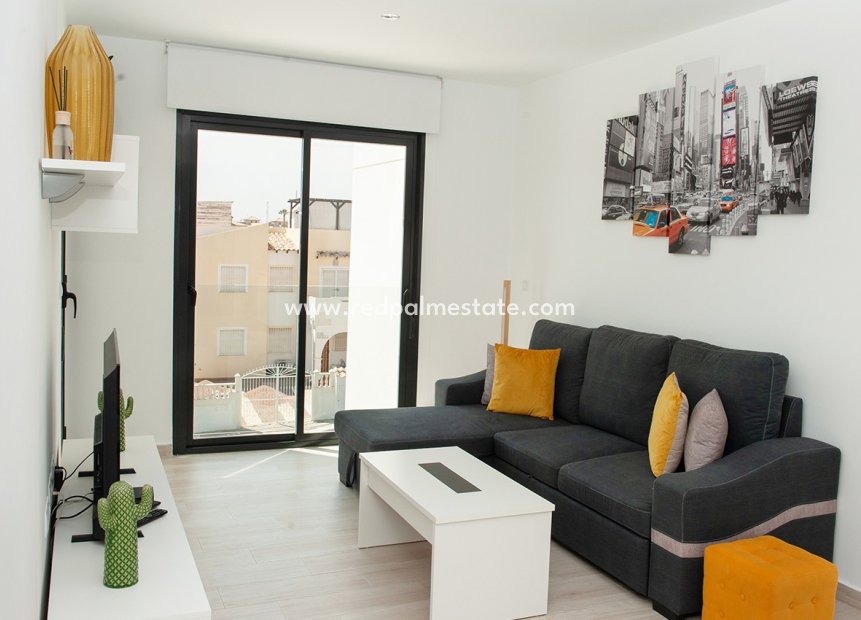 Reventa - Departamento -
Orihuela Costa - Costa Blanca