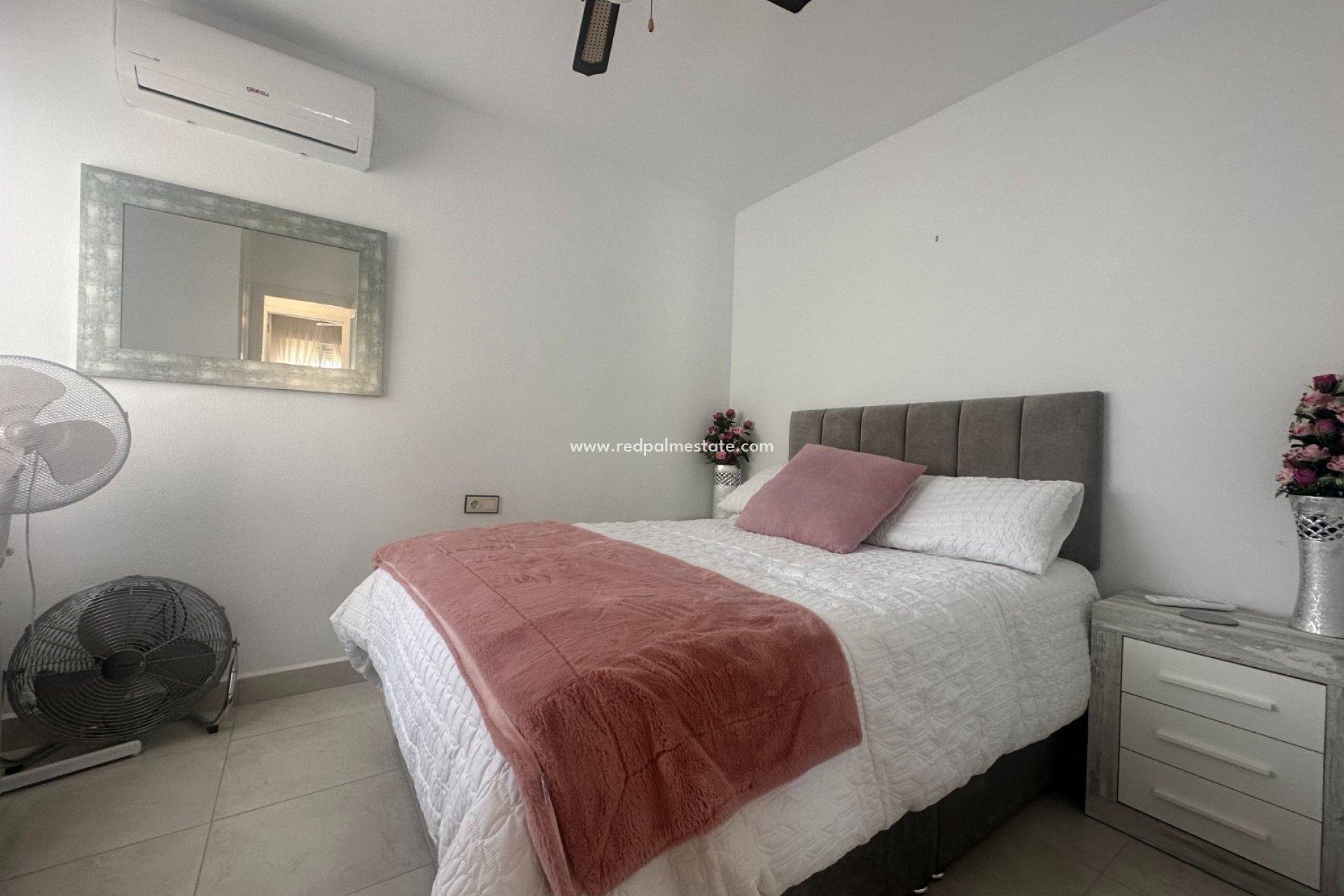 Reventa - Departamento -
Orihuela Costa - Inland