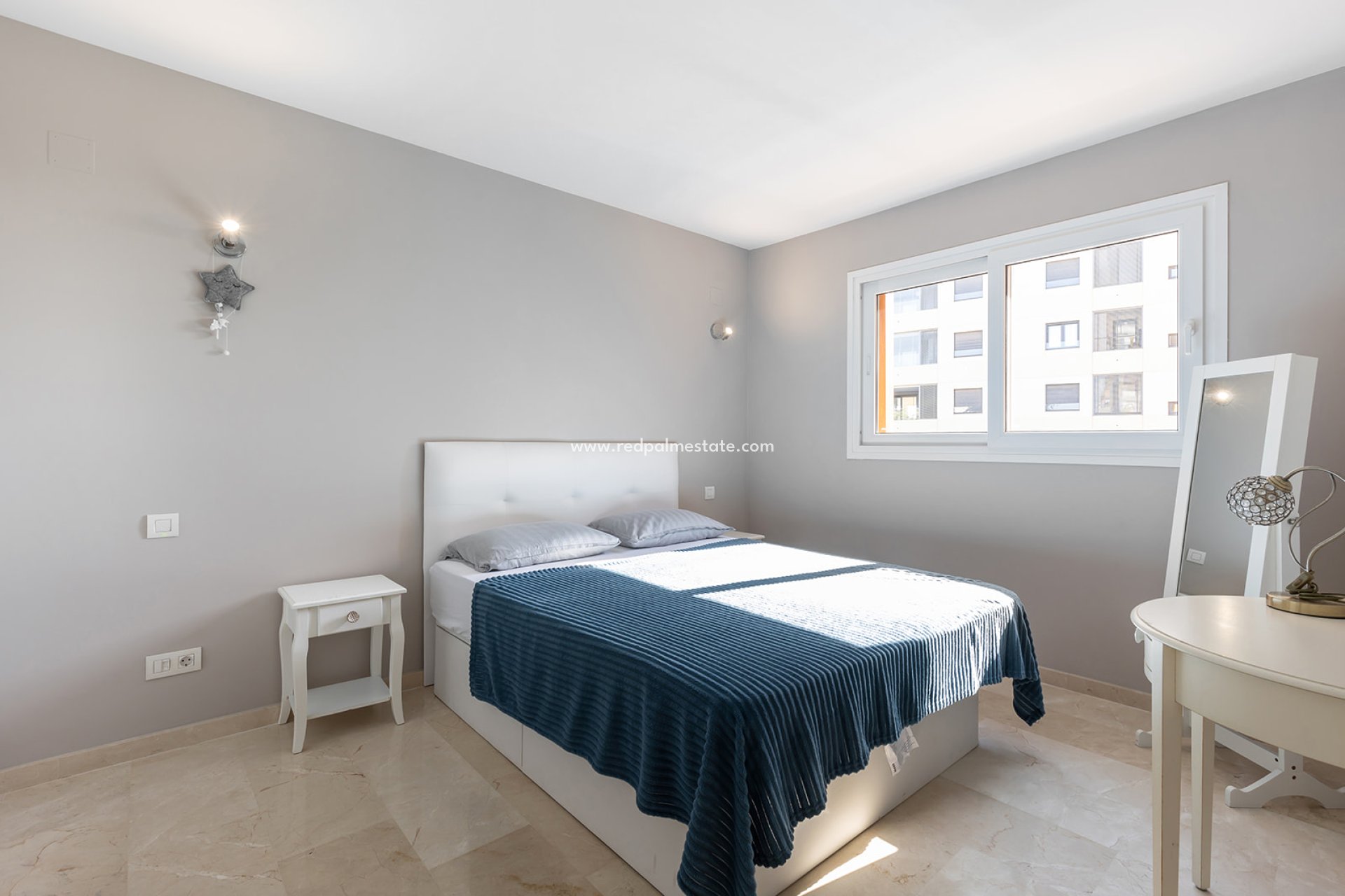 Reventa - Departamento -
Orihuela Costa - La Recoleta