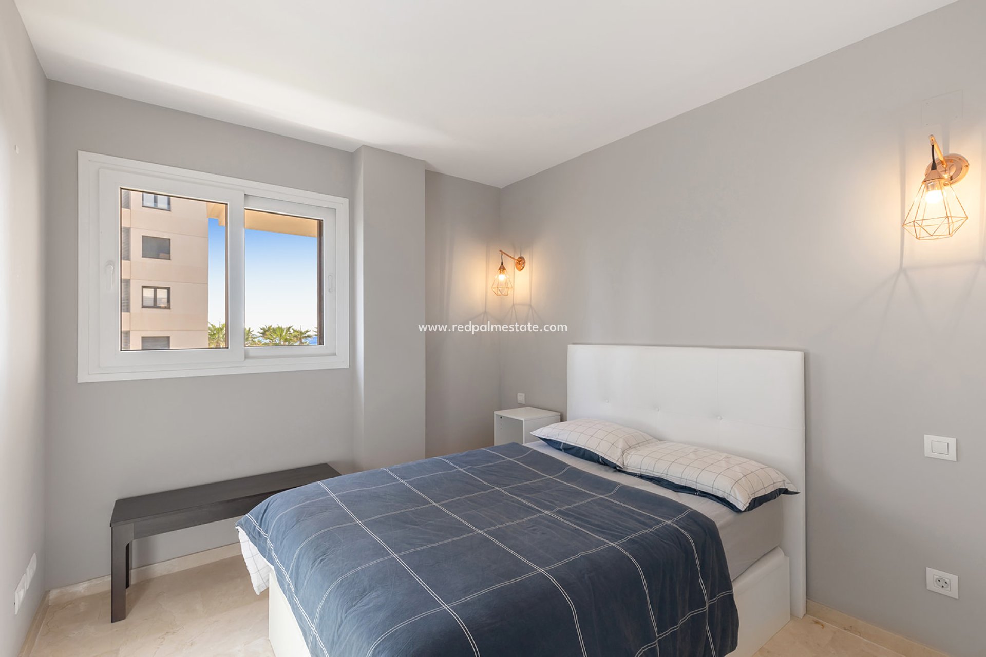 Reventa - Departamento -
Orihuela Costa - La Recoleta