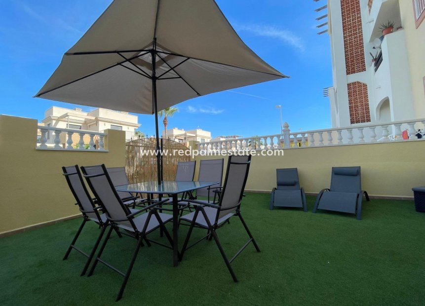 Reventa - Departamento -
Orihuela Costa - La Zenia