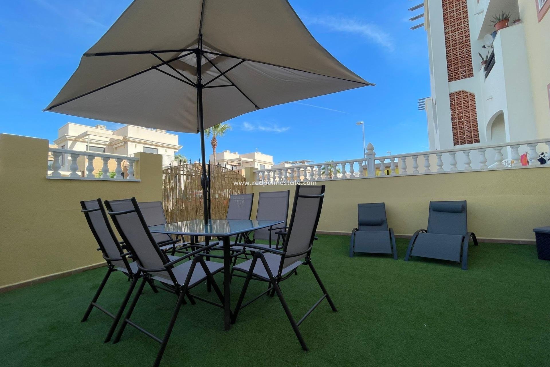 Reventa - Departamento -
Orihuela Costa - La Zenia