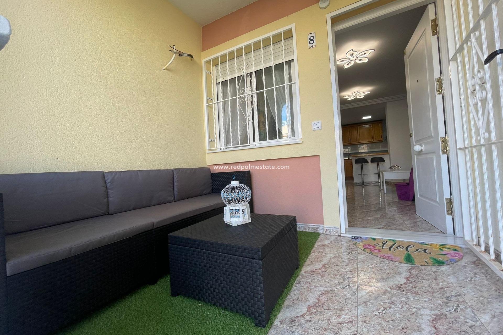 Reventa - Departamento -
Orihuela Costa - La Zenia