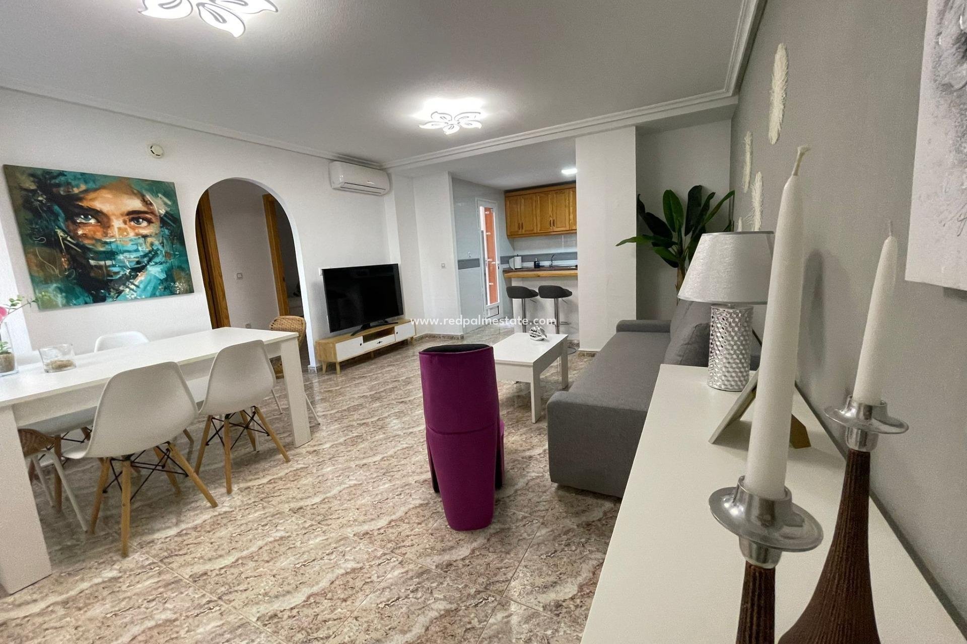 Reventa - Departamento -
Orihuela Costa - La Zenia