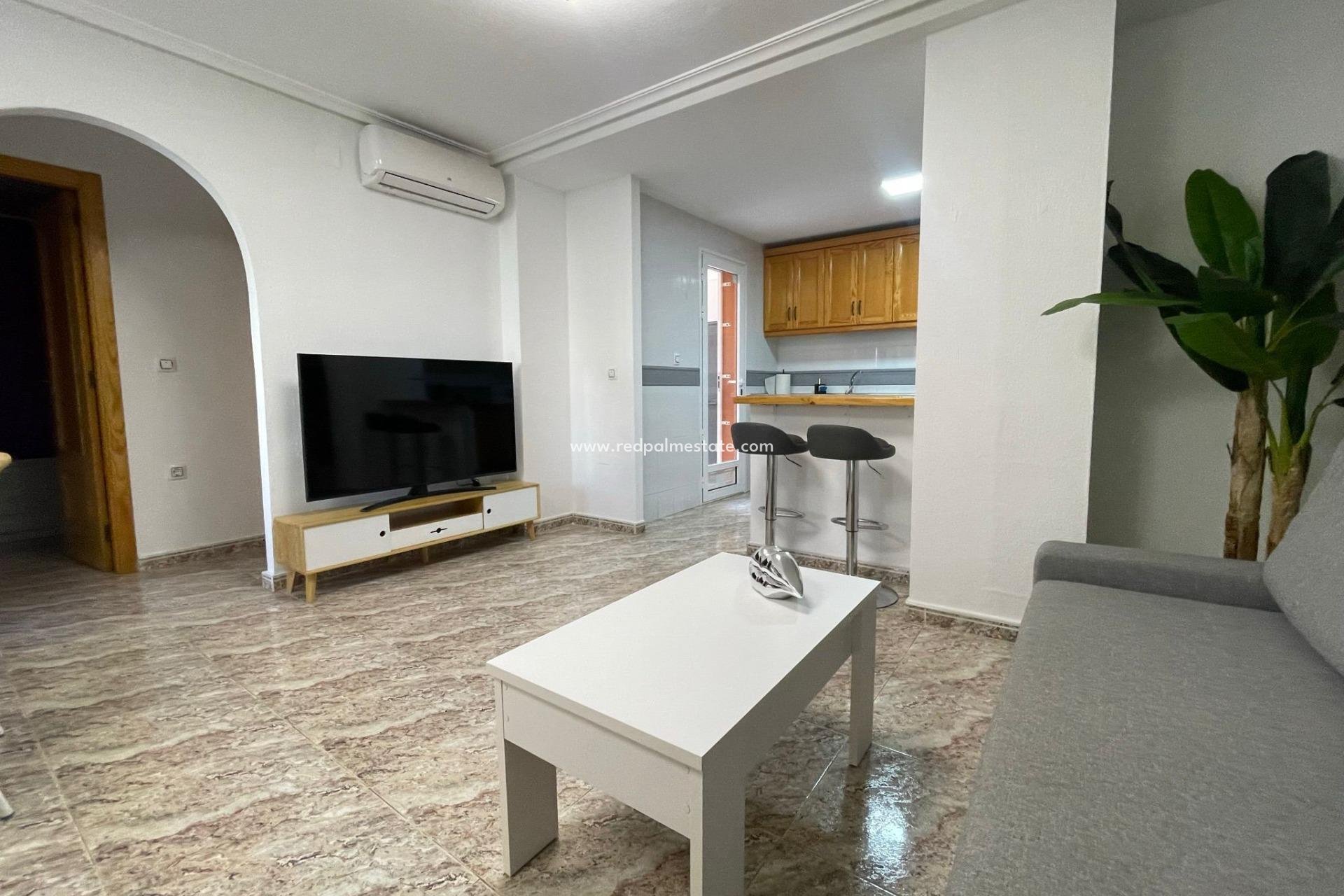 Reventa - Departamento -
Orihuela Costa - La Zenia