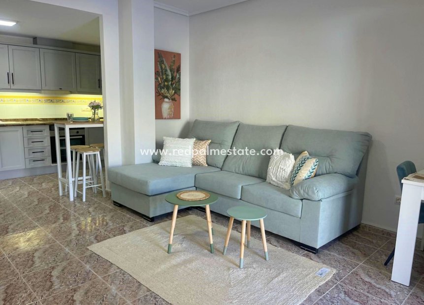 Reventa - Departamento -
Orihuela Costa - Las Filipinas