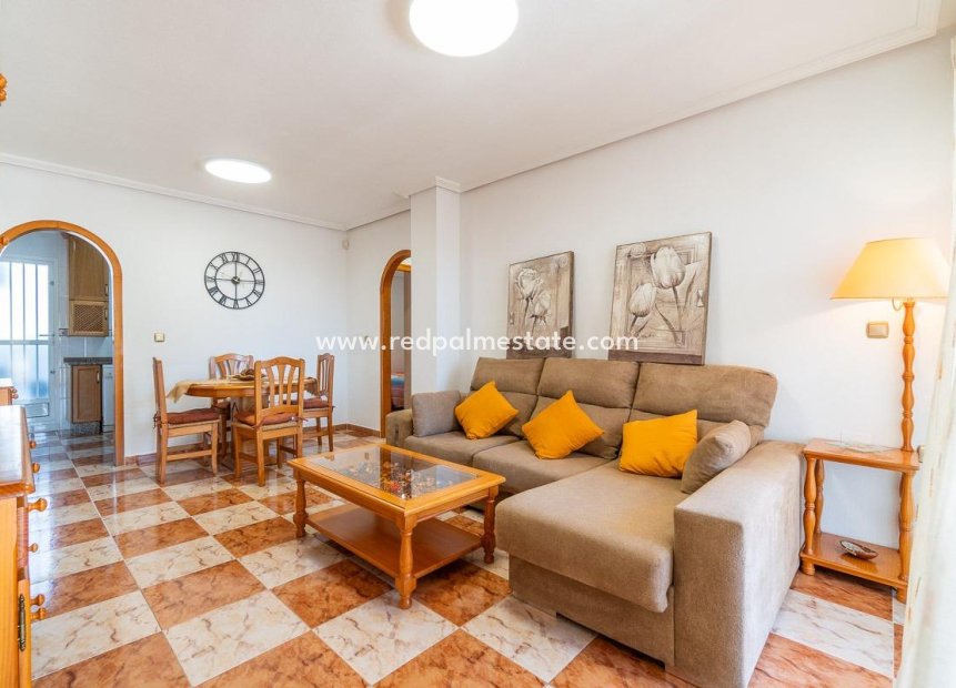 Reventa - Departamento -
Orihuela Costa - Montezenia