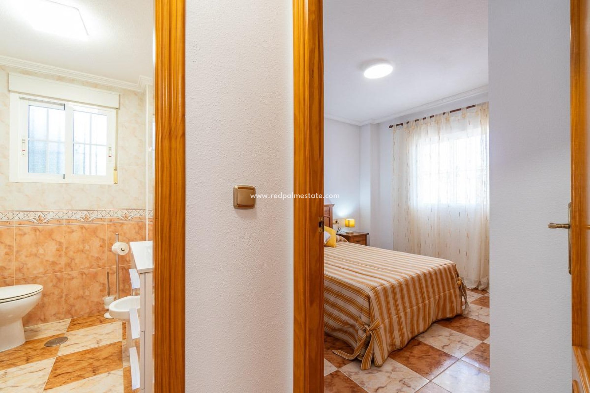 Reventa - Departamento -
Orihuela Costa - Montezenia