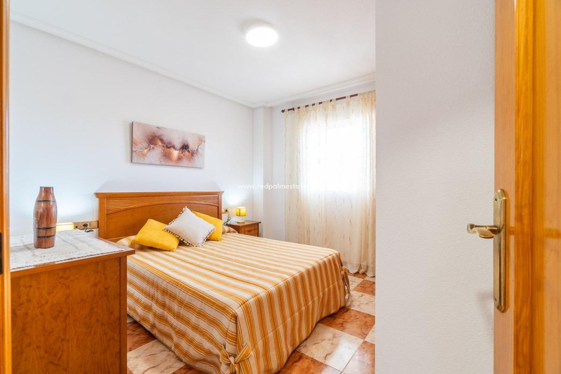 Reventa - Departamento -
Orihuela Costa - Montezenia