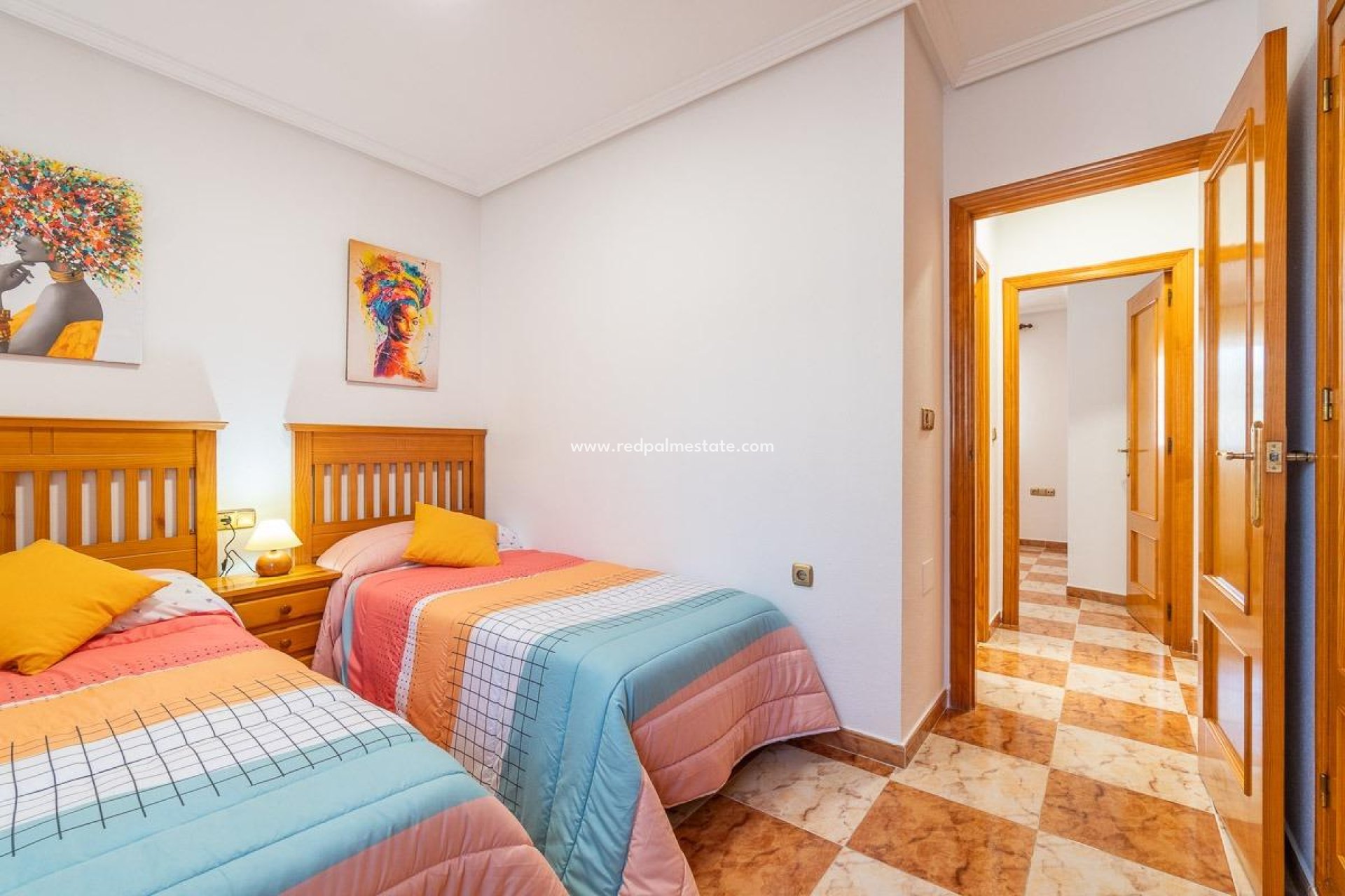 Reventa - Departamento -
Orihuela Costa - Montezenia