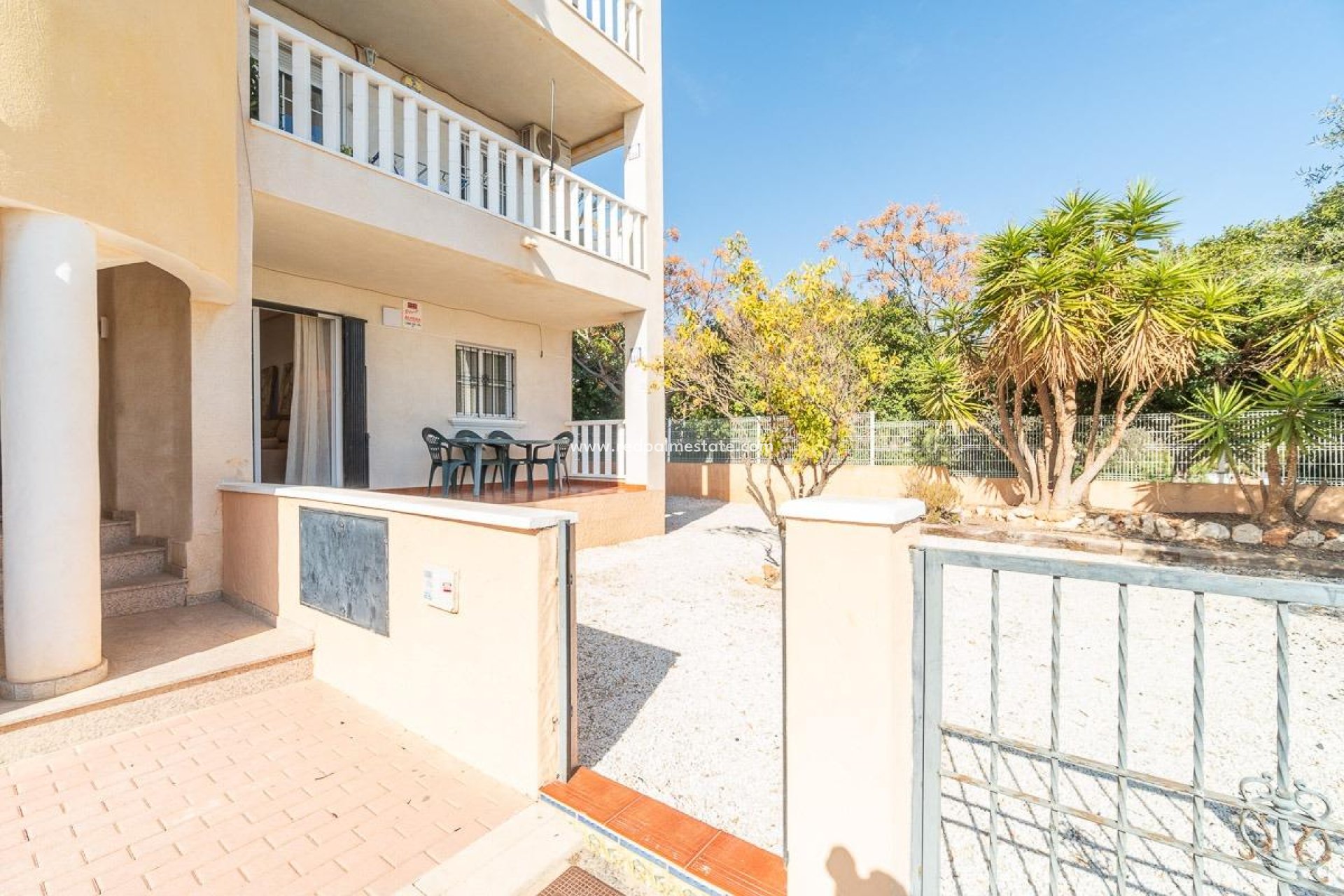 Reventa - Departamento -
Orihuela Costa - Montezenia