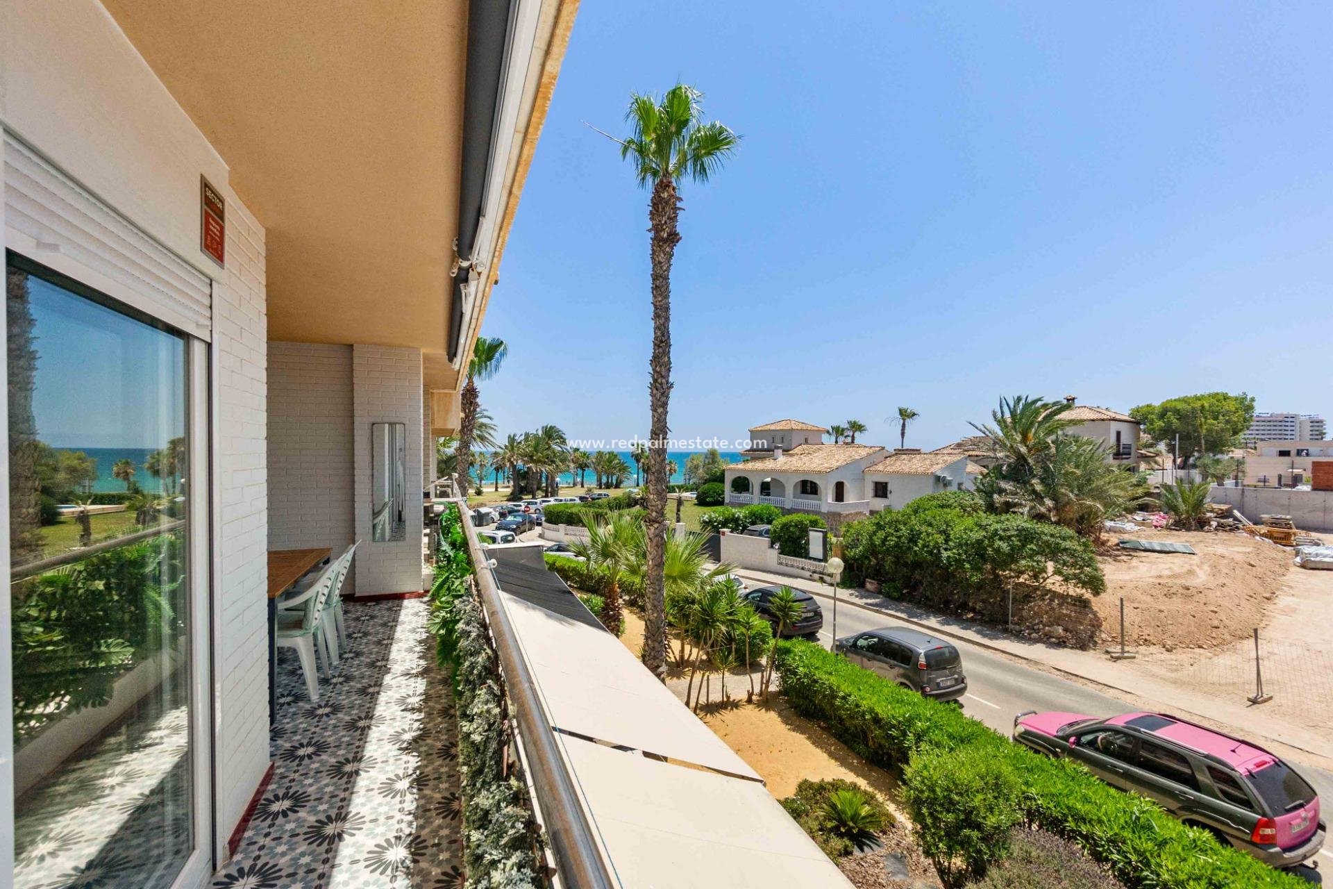 Reventa - Departamento -
Orihuela Costa - Playa Flamenca