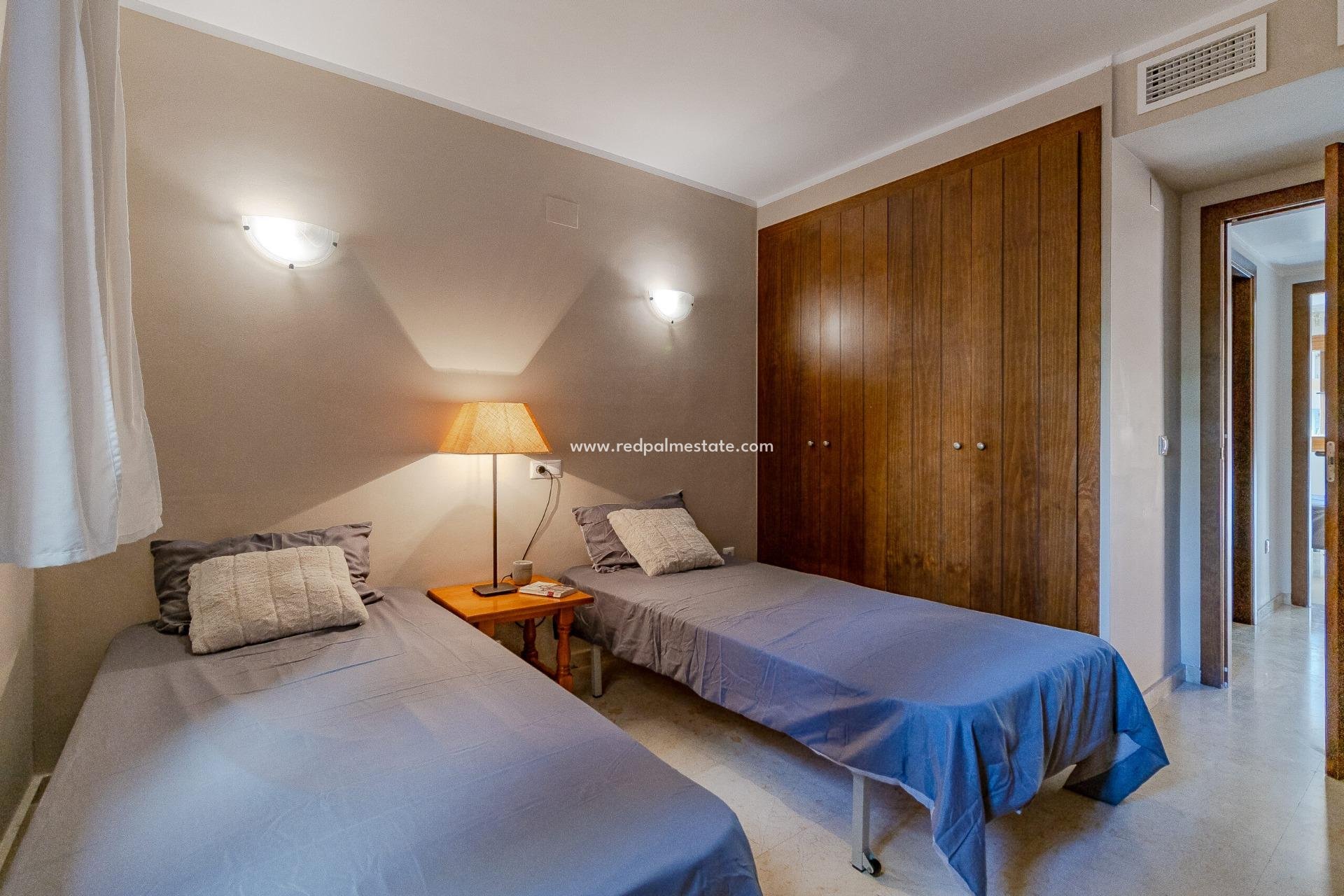 Reventa - Departamento -
Orihuela Costa - Punta Prima