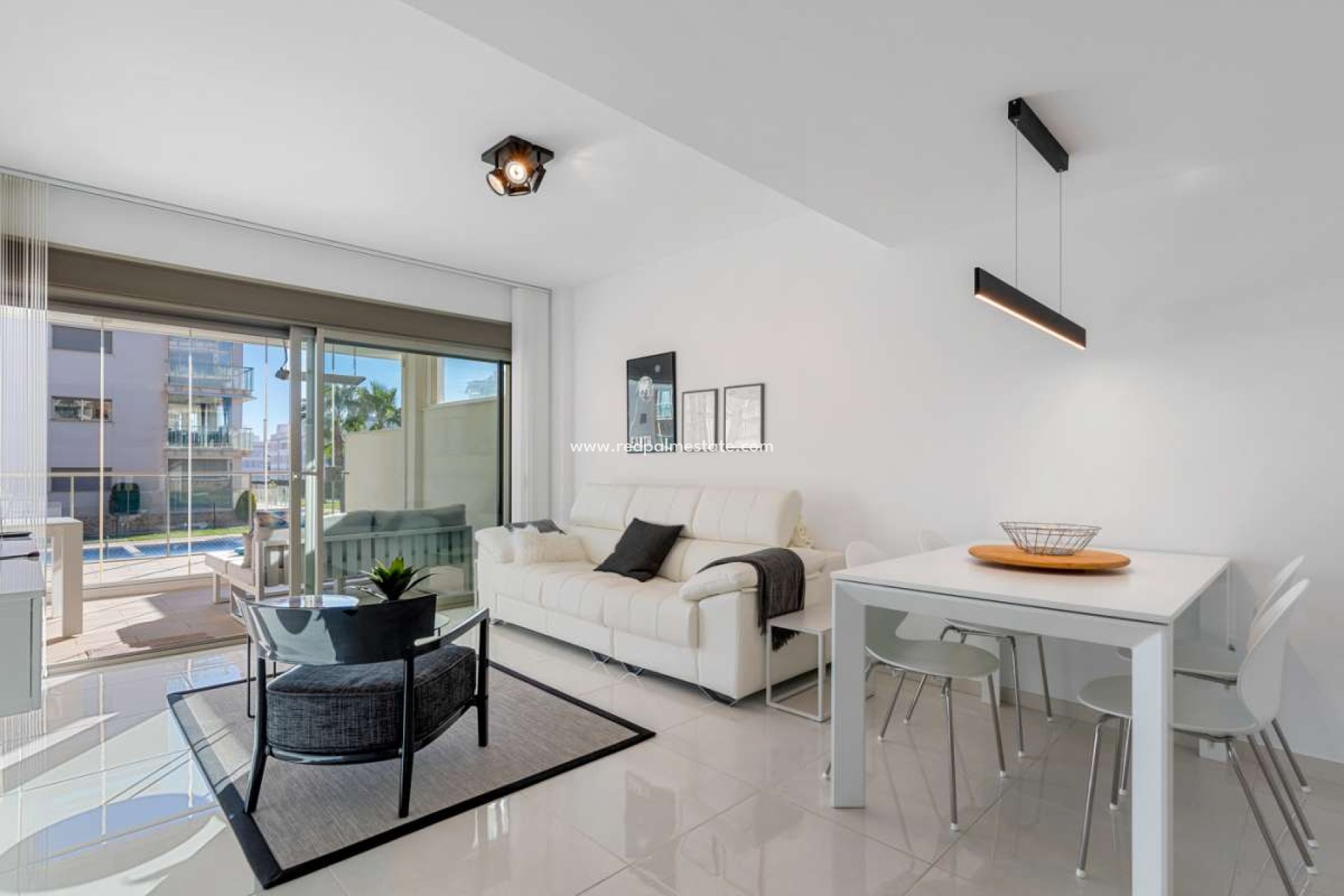 Reventa - Departamento -
Orihuela Costa - Villamartín