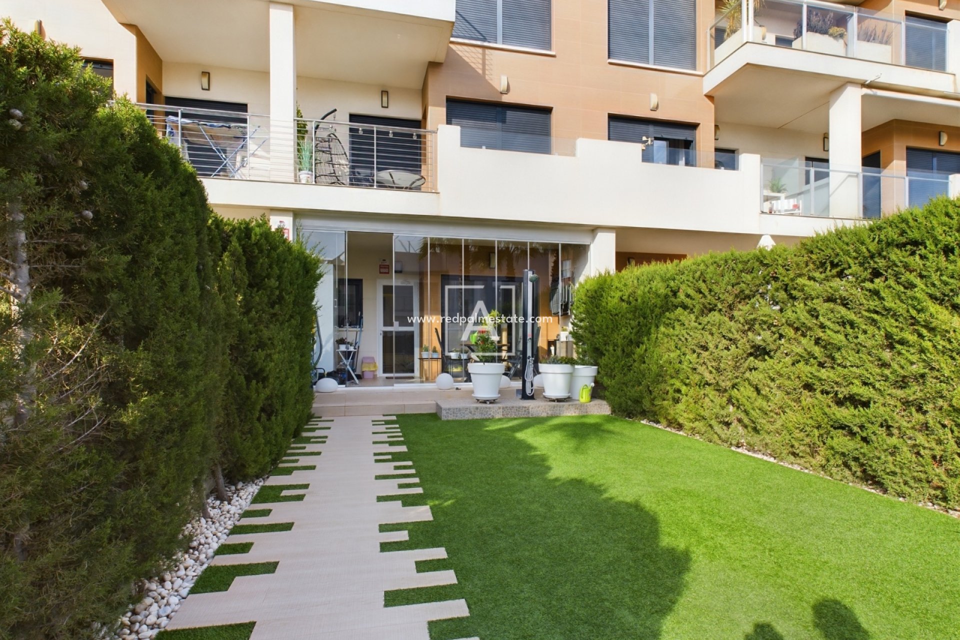 Reventa - Departamento -
Orihuela Costa