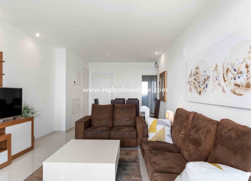 Reventa - Departamento -
Punta Prima - Costa Blanca