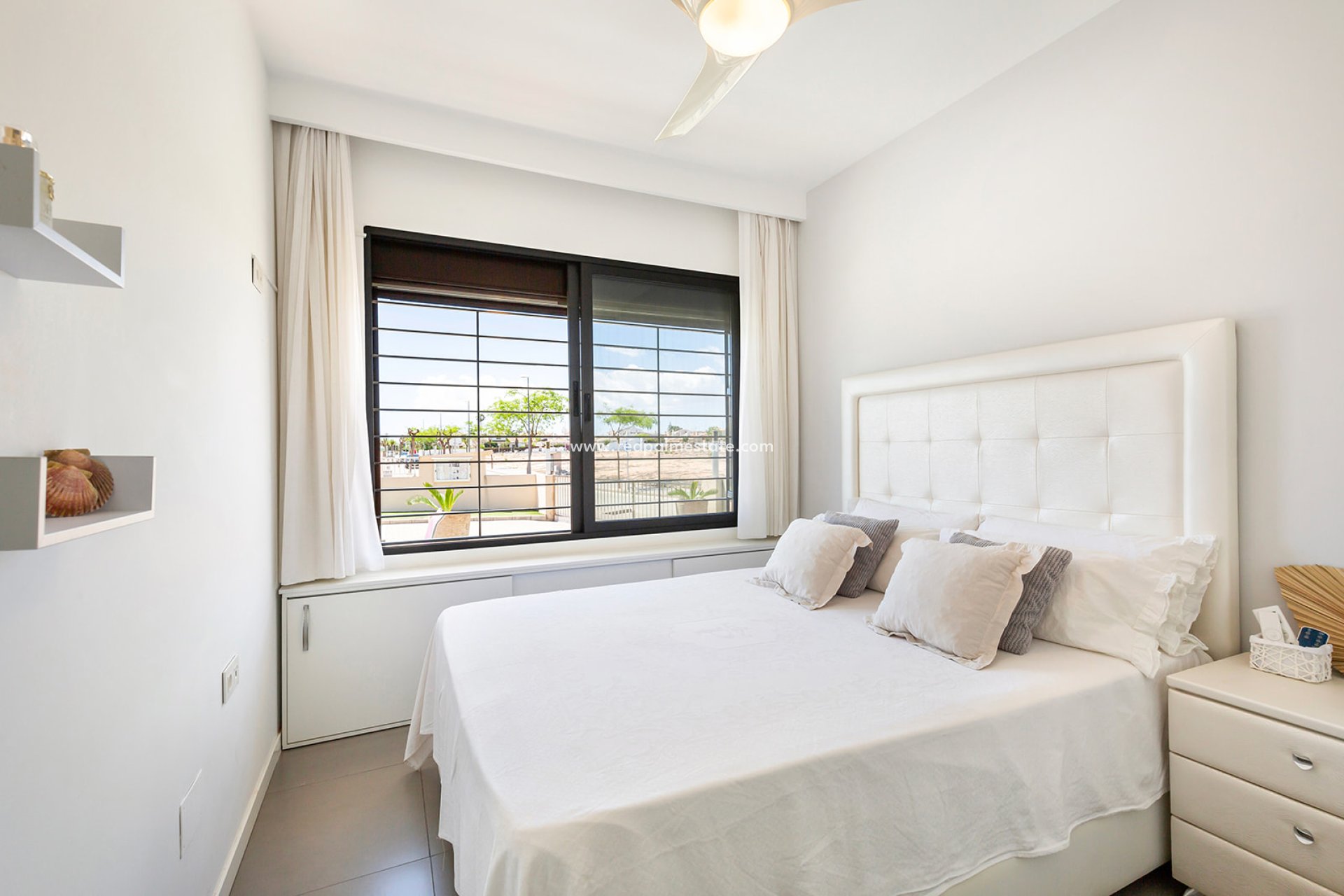 Reventa - Departamento -
Torre de la Horadada - Costa Blanca