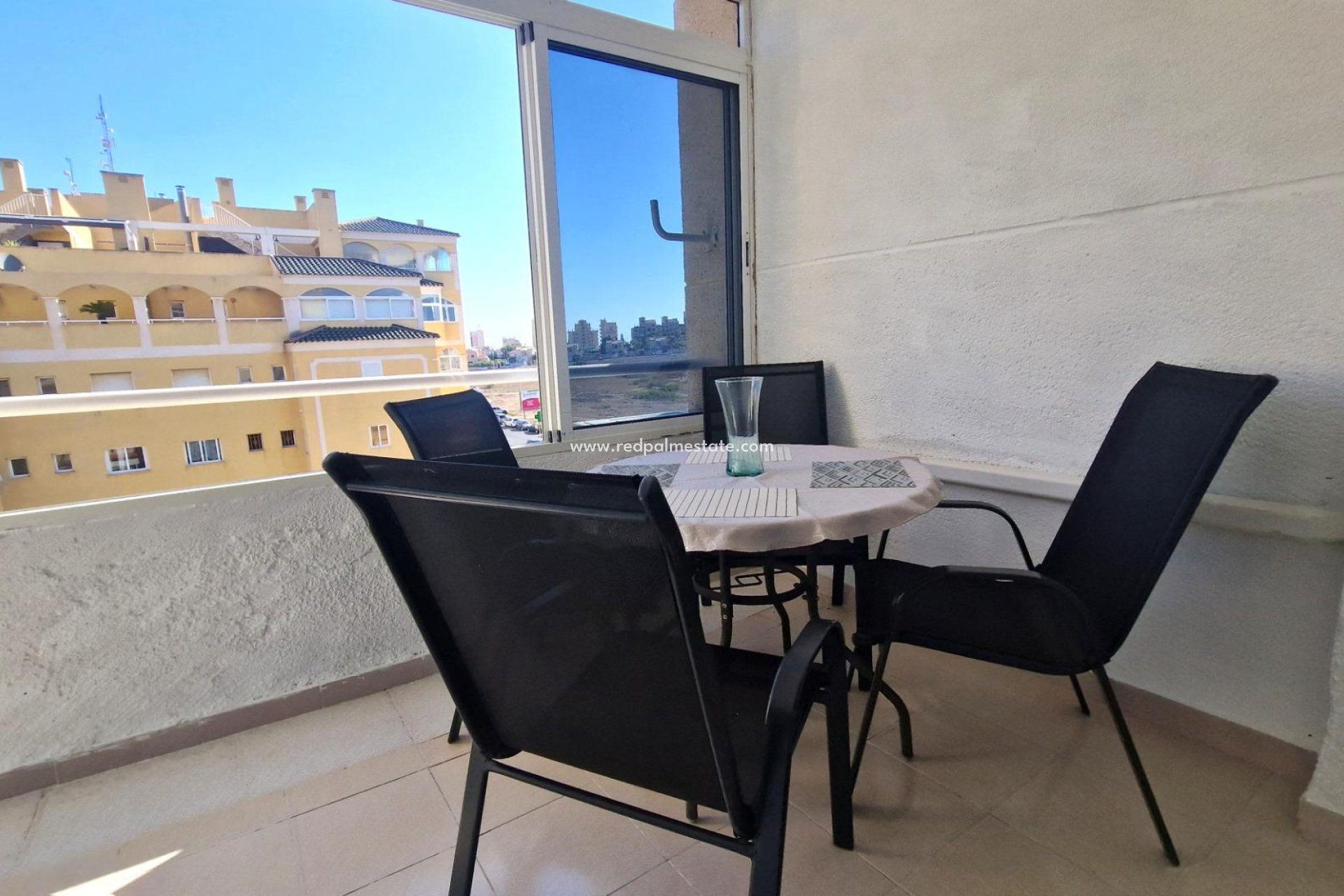 Reventa - Departamento -
Torrevieja - Aguas Nuevas