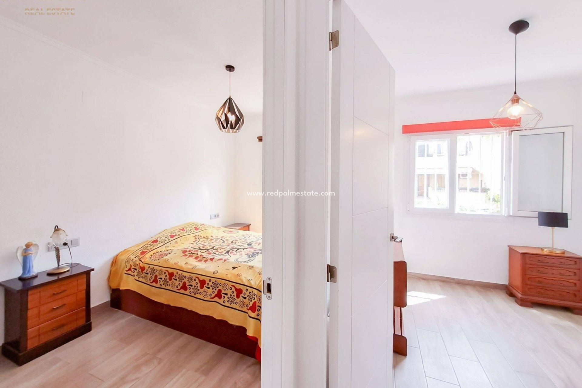 Reventa - Departamento -
Torrevieja - Calas blanca