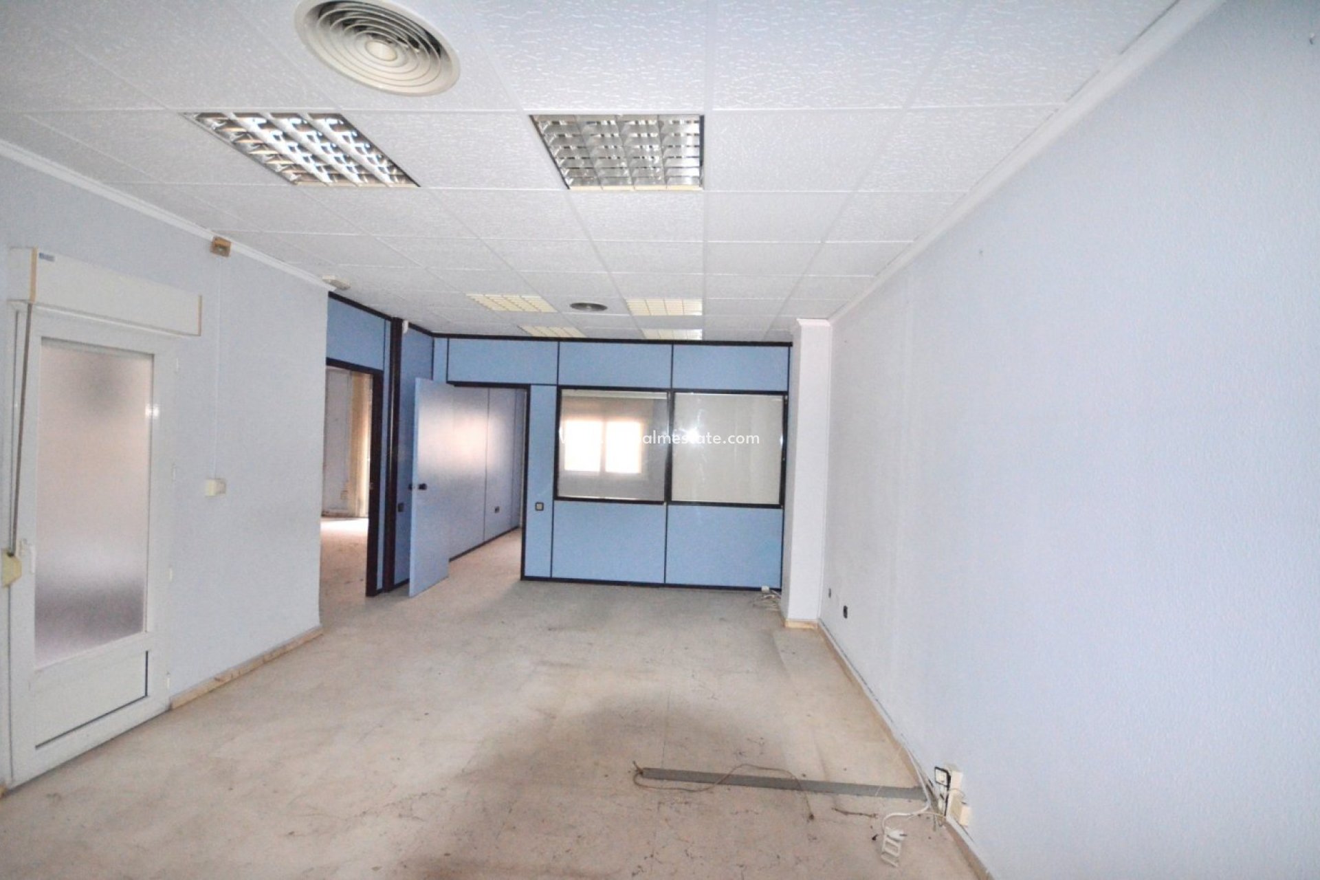 Reventa - Departamento -
Torrevieja - Center