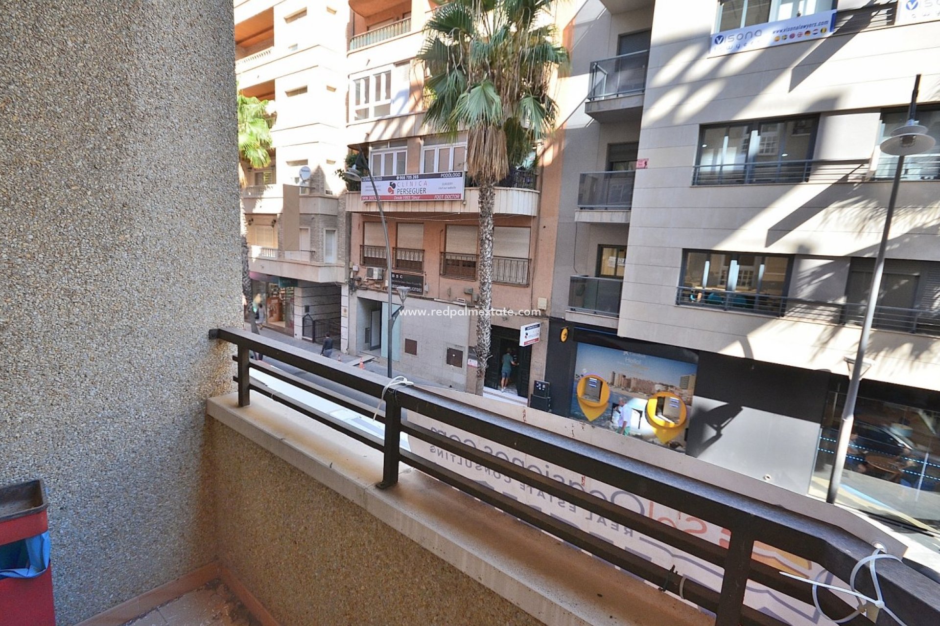 Reventa - Departamento -
Torrevieja - Center