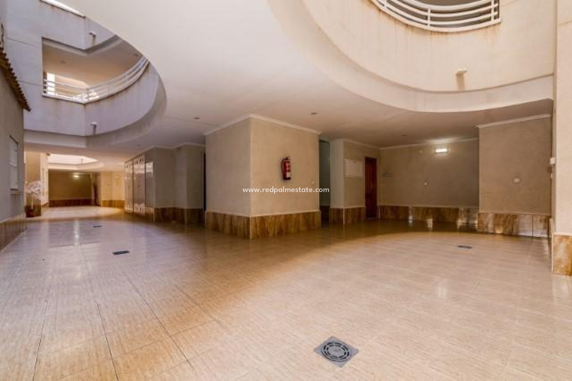 Reventa - Departamento -
Torrevieja - Center