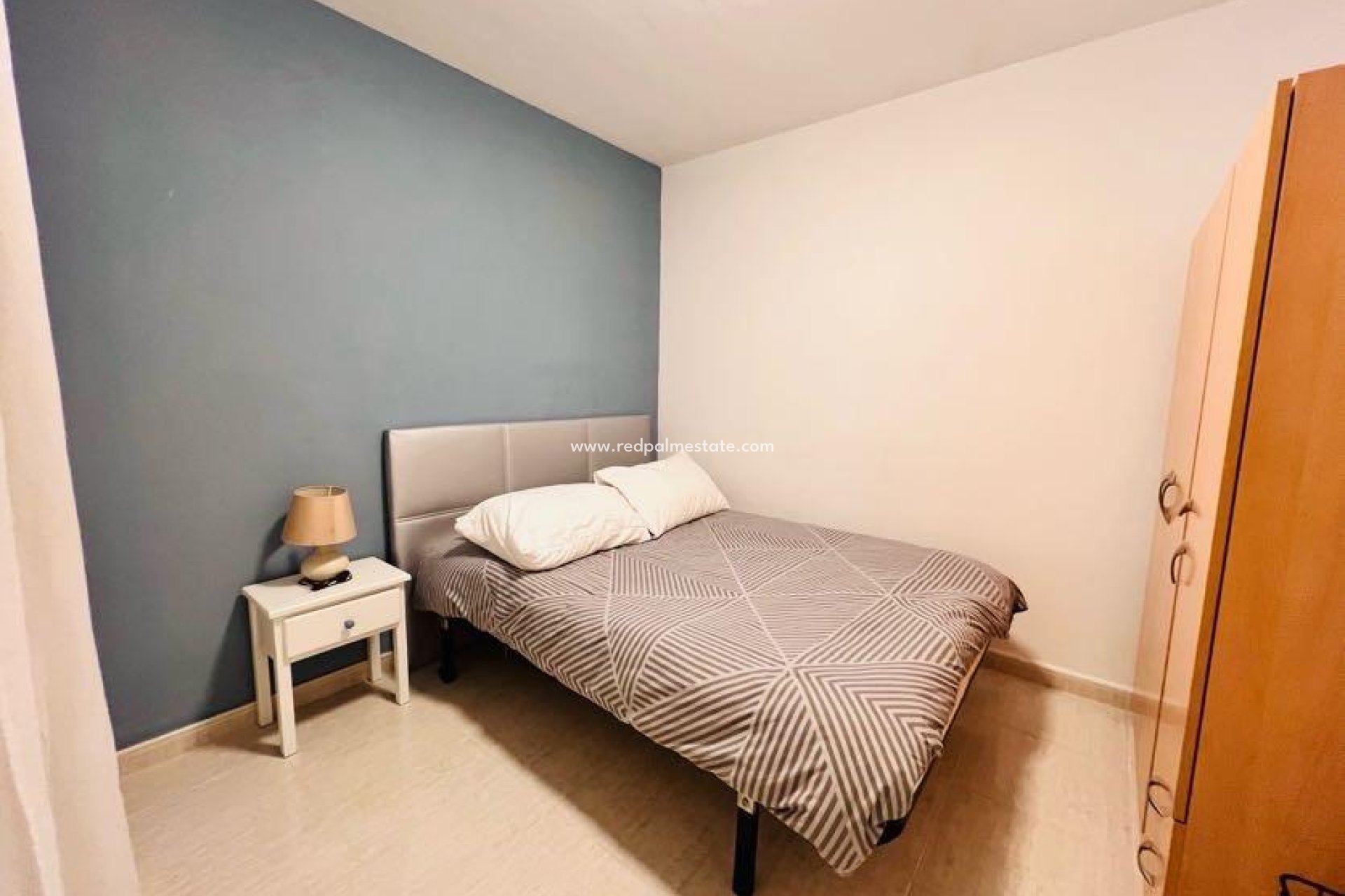 Reventa - Departamento -
Torrevieja - Center