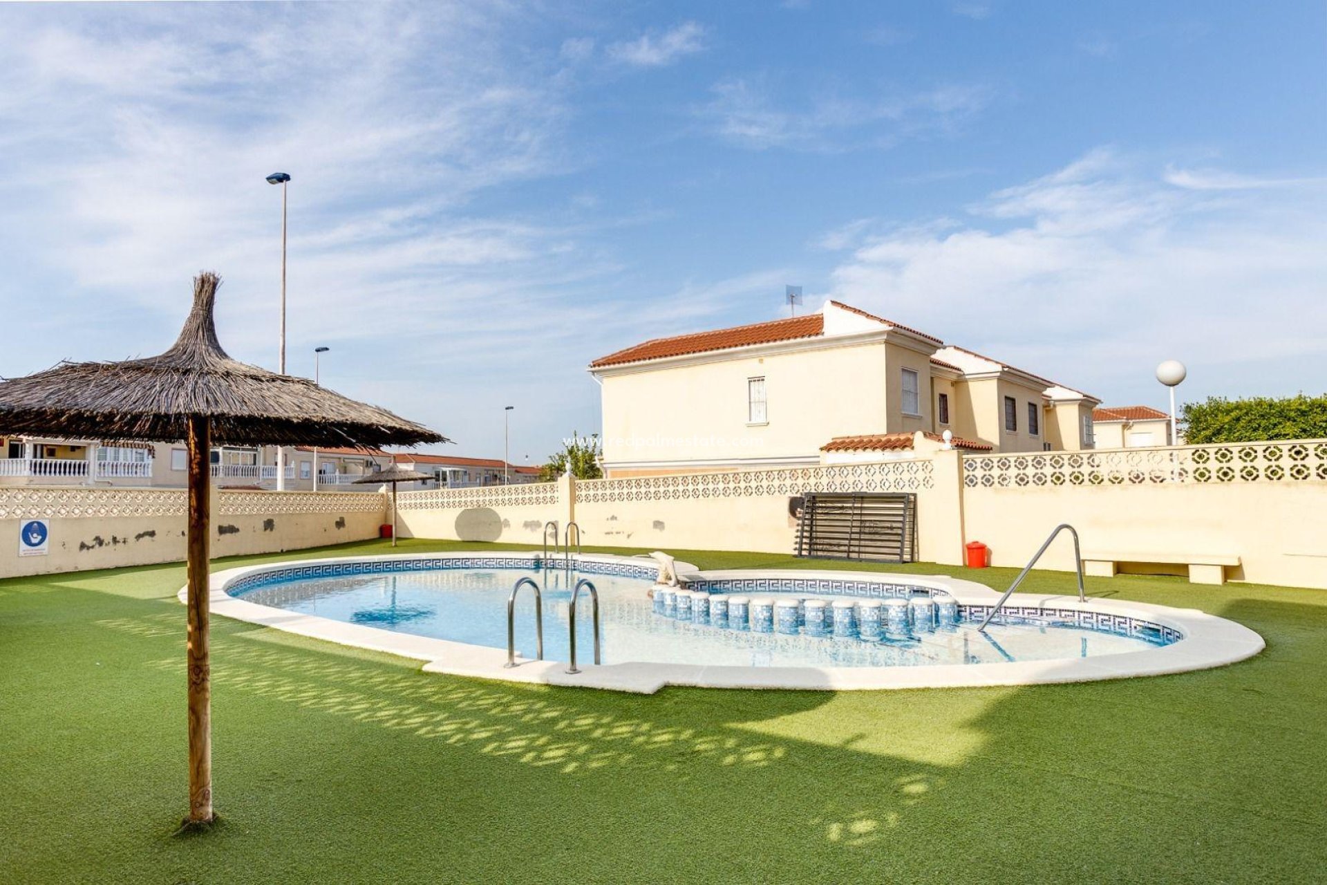 Reventa - Departamento -
Torrevieja - Center