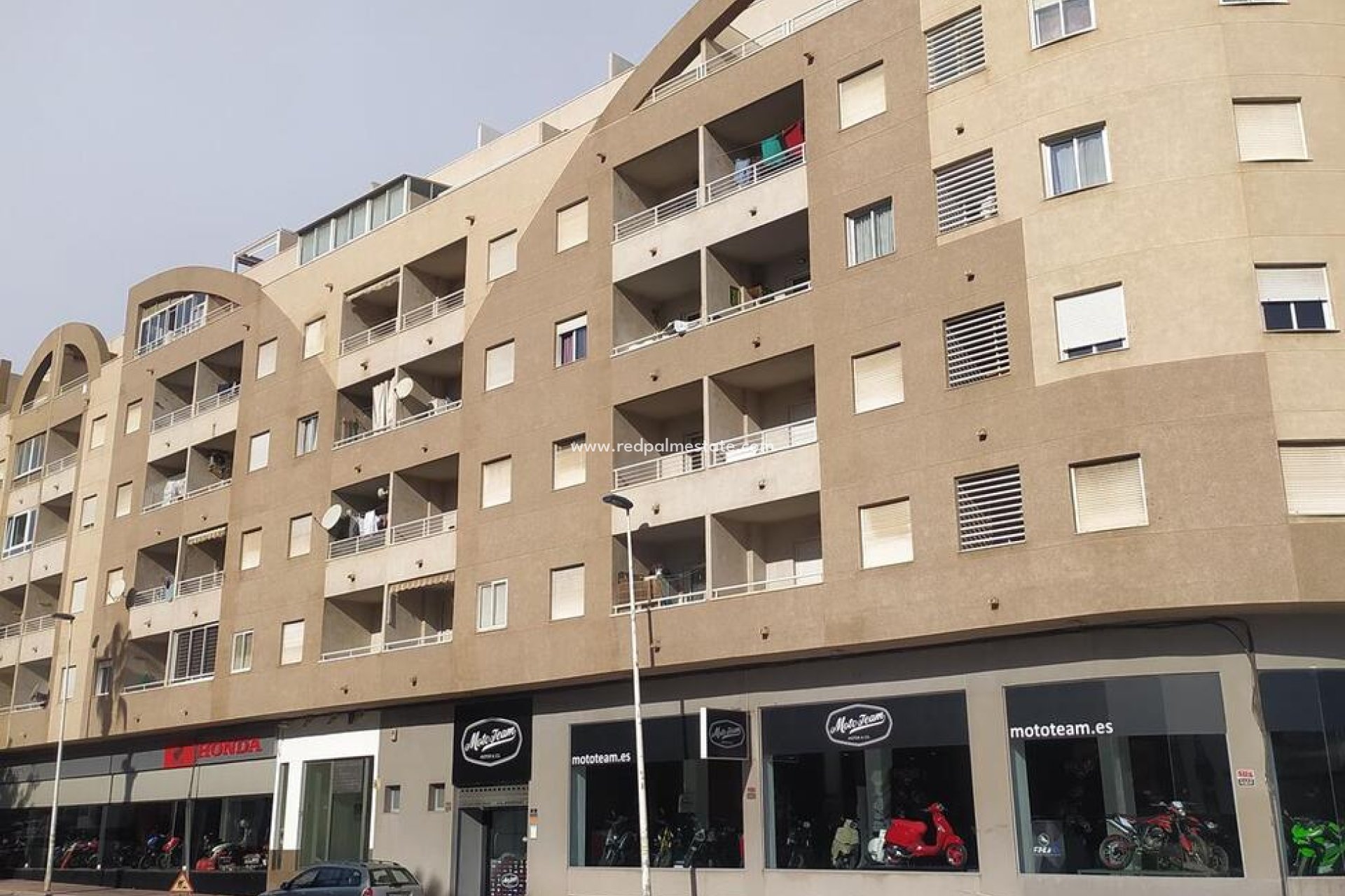 Reventa - Departamento -
Torrevieja - CORTES VALENCIANAS