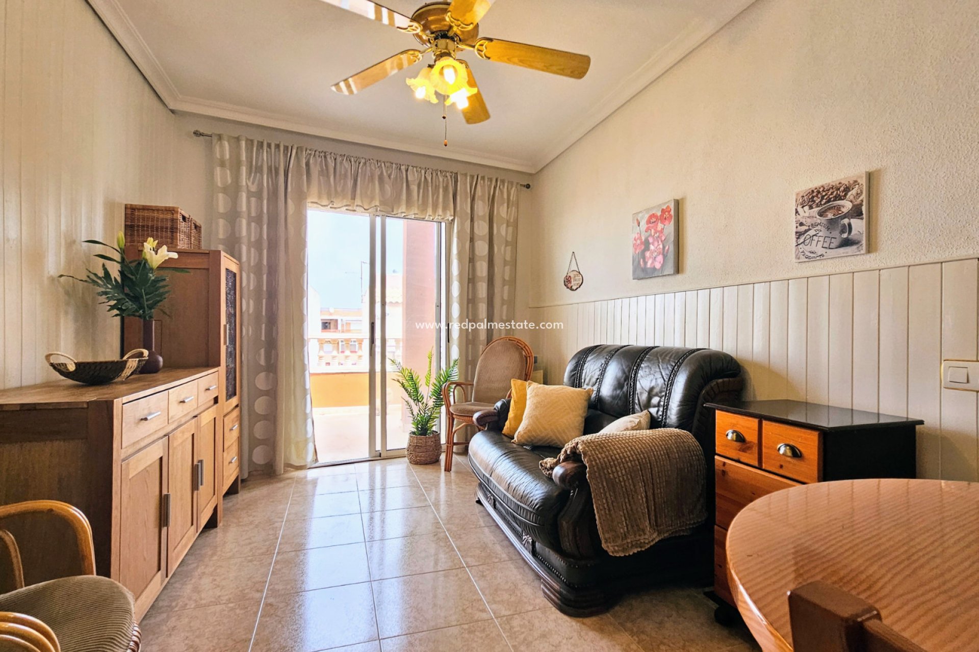 Reventa - Departamento -
Torrevieja - Costa Blanca