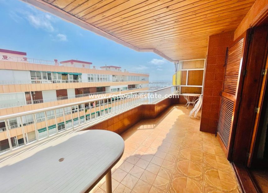 Reventa - Departamento -
Torrevieja - Costa Blanca