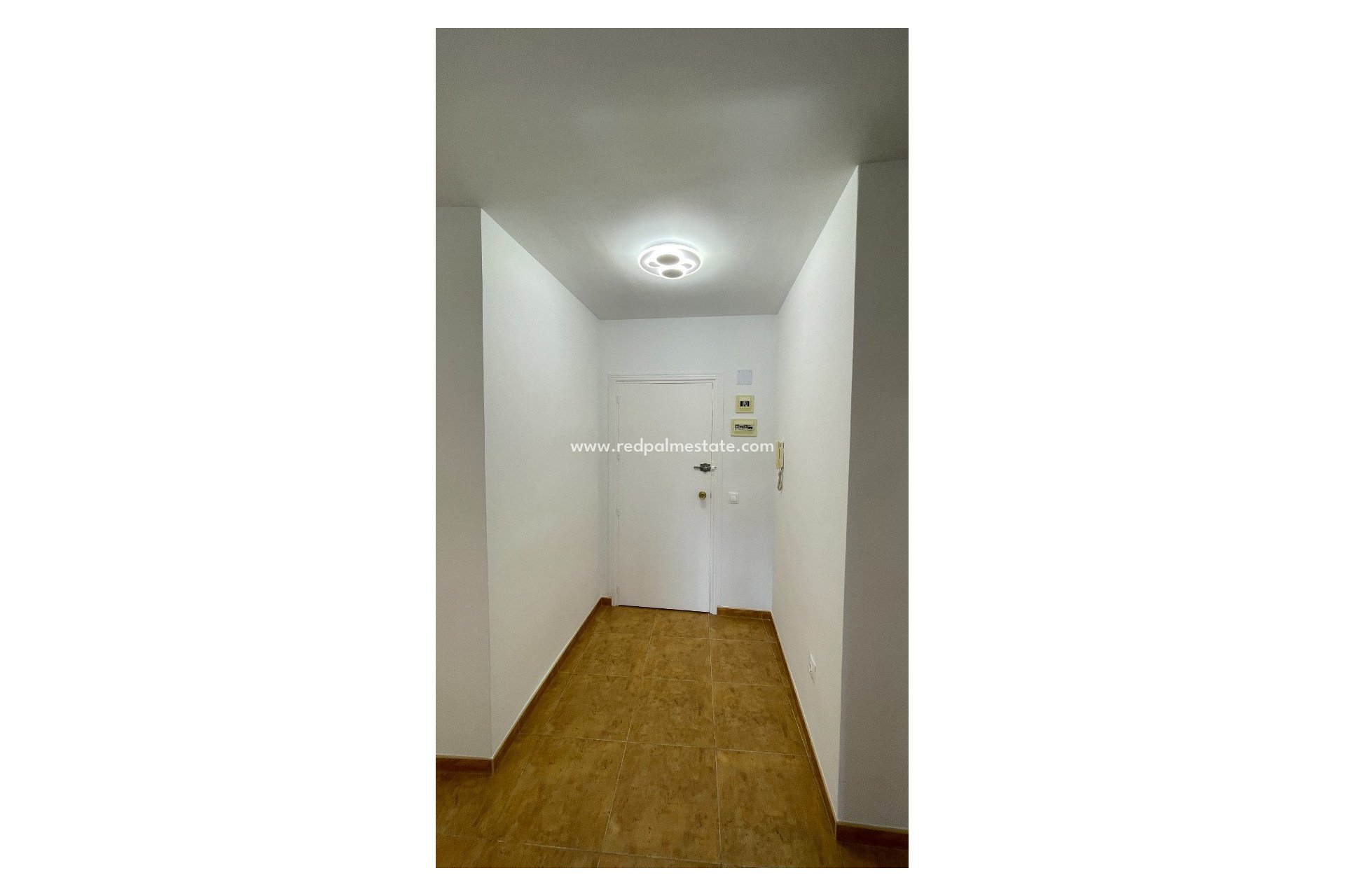 Reventa - Departamento -
Torrevieja - Costa Blanca