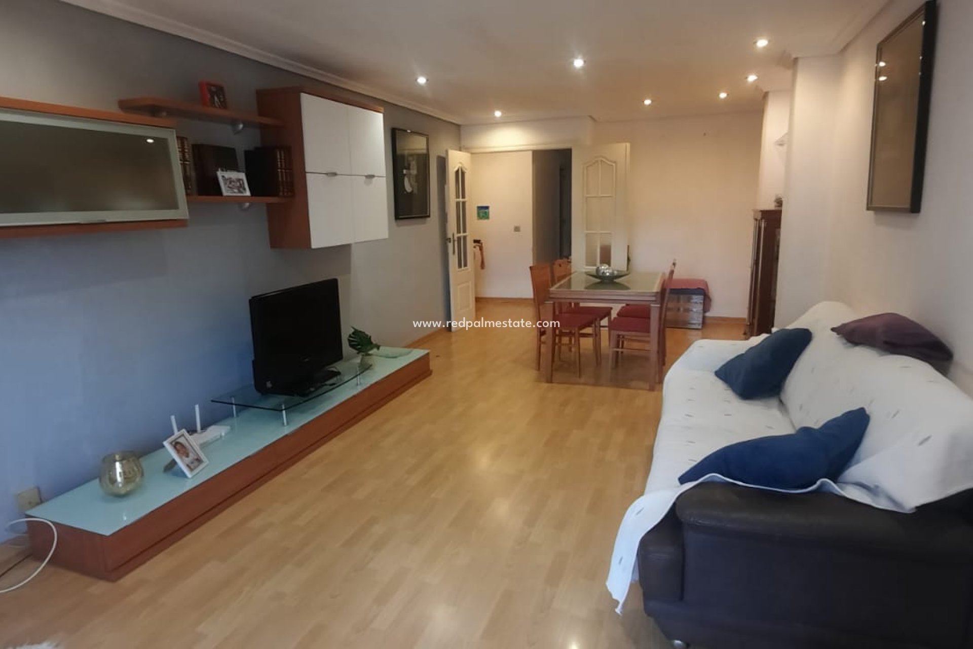 Reventa - Departamento -
Torrevieja - Costa Blanca