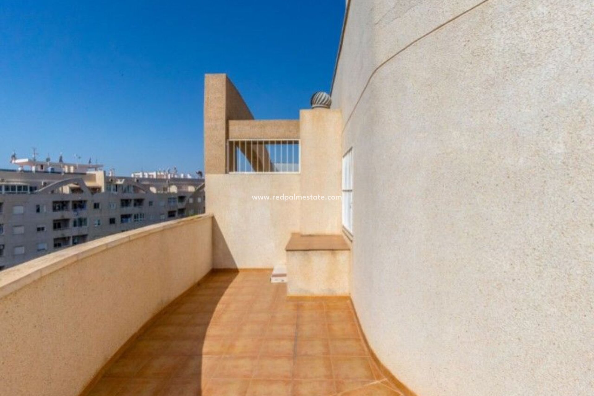 Reventa - Departamento -
Torrevieja - Costa Blanca