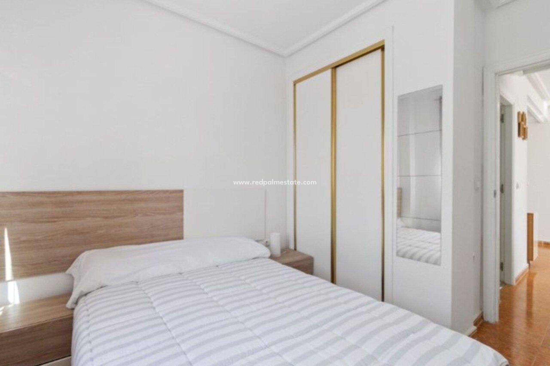 Reventa - Departamento -
Torrevieja - Costa Blanca