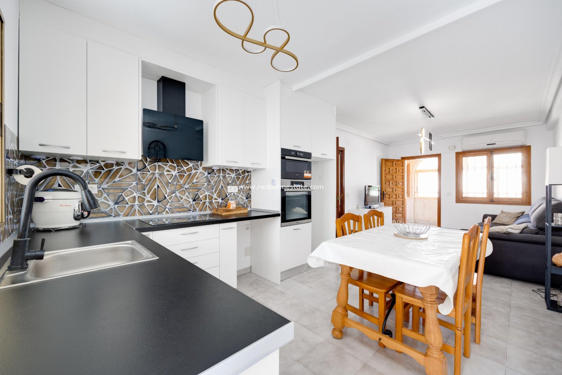 Reventa - Departamento -
Torrevieja - Costa Blanca