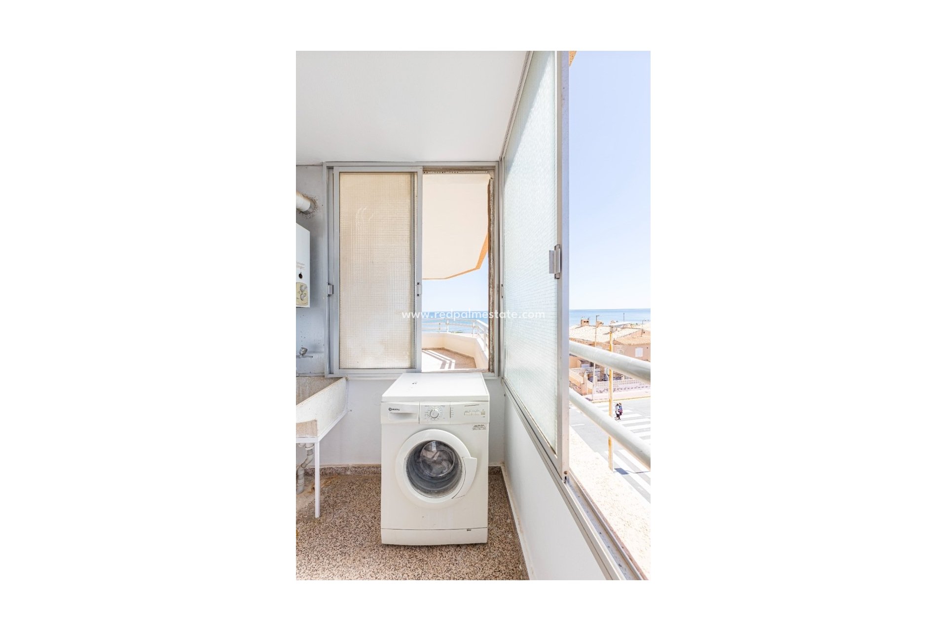 Reventa - Departamento -
Torrevieja - Costa Blanca