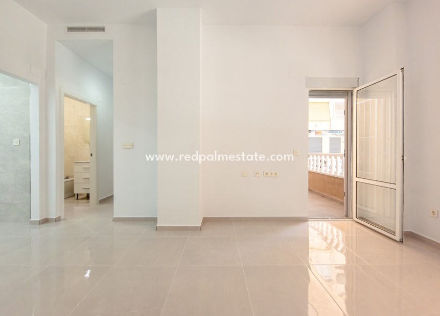 Reventa - Departamento -
Torrevieja - El Acequión - Los Náufragos