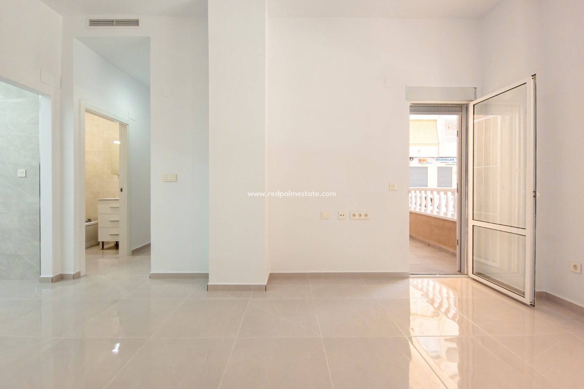 Reventa - Departamento -
Torrevieja - El Acequión - Los Náufragos