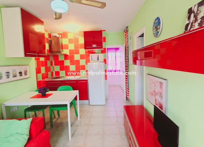 Reventa - Departamento -
Torrevieja - La Mata pueblo