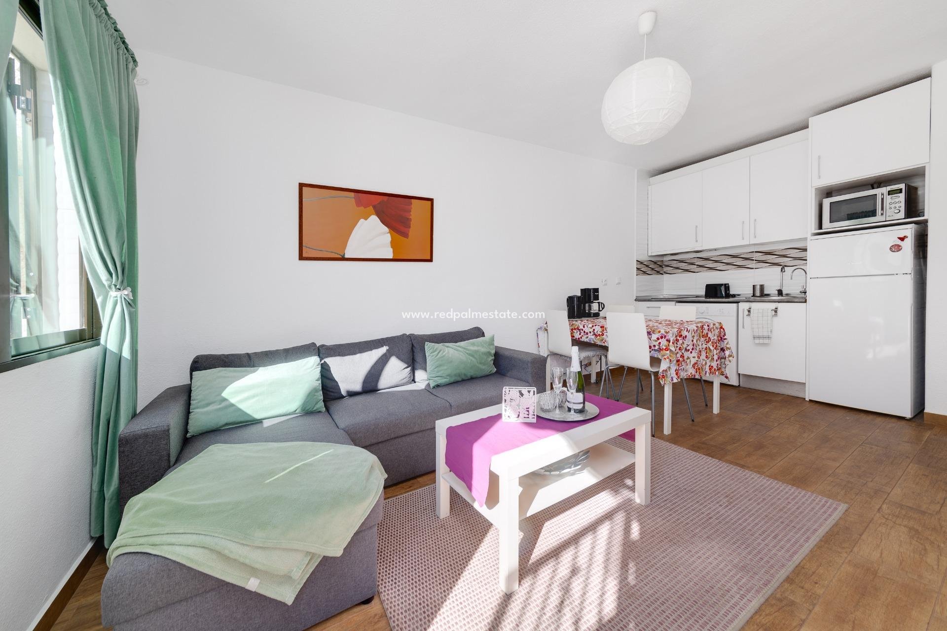 Reventa - Departamento -
Torrevieja - La Mata