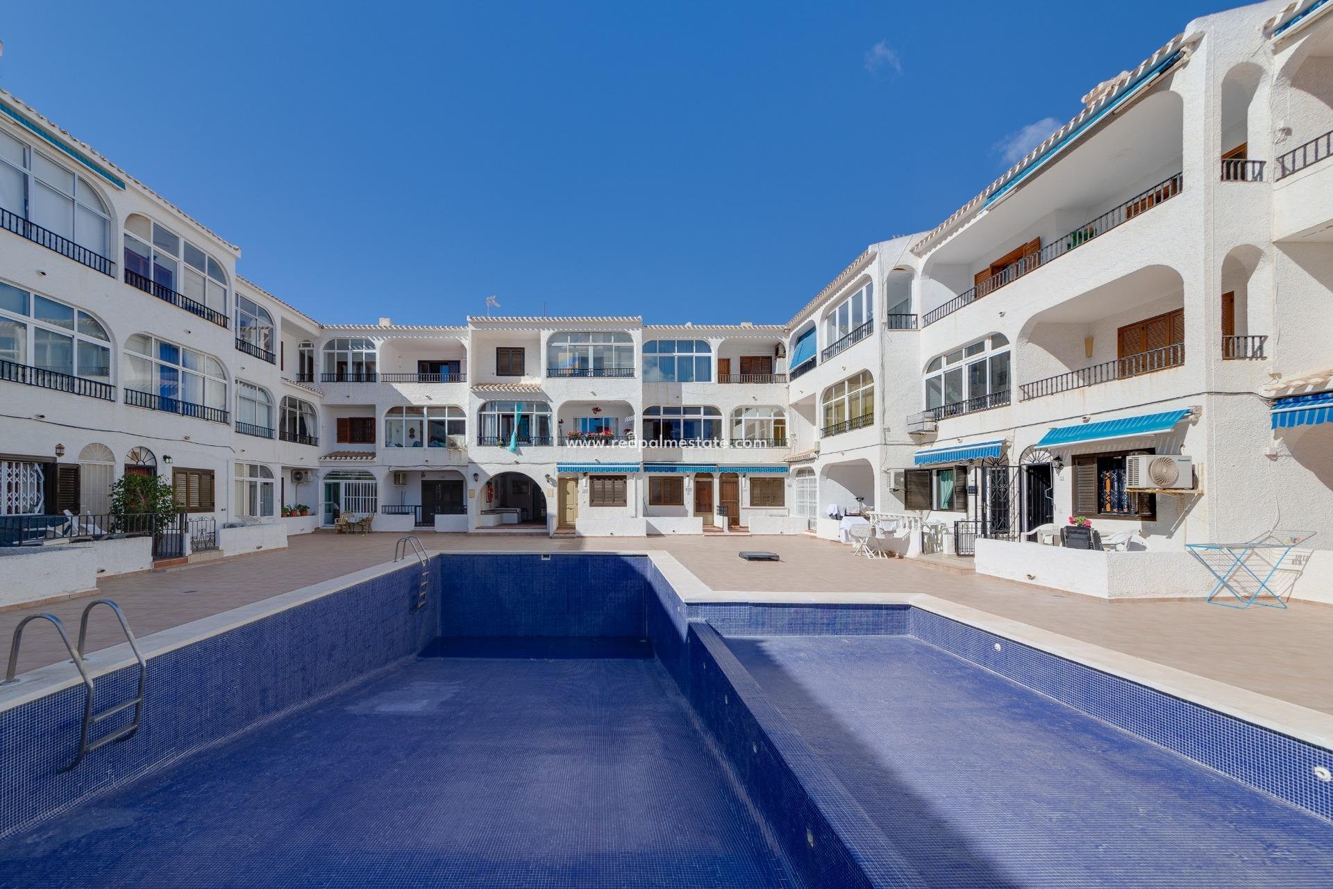 Reventa - Departamento -
Torrevieja - La Mata