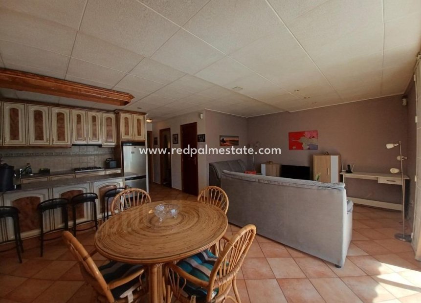 Reventa - Departamento -
Torrevieja - La Siesta - El Salado -  Torreta